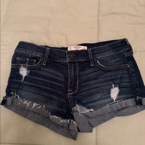 abercrombie low waisted jean shorts